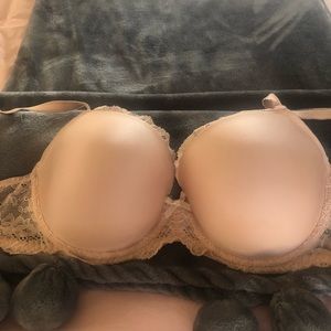Victoria Secret Bra 34 DD